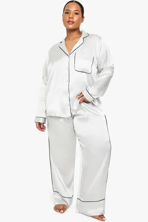 Boohoo Womens Plus Contrast Piping Satin Long Sleeve Pyjama Shirt And Trouser Set - - 26
