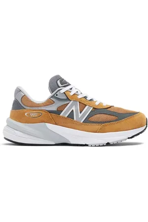 New Balance Unisex Made in USA 990v6 in Leather, size 8.5
