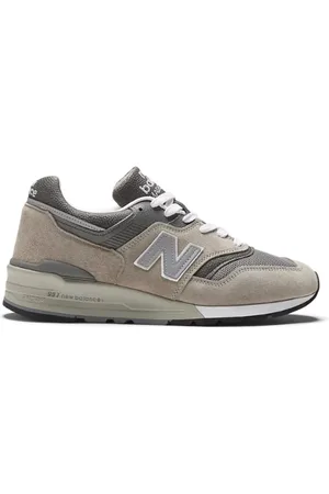New Balance Unisex Made in USA 997 Core in Suede/Mesh, size 5