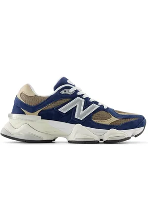 New Balance Unisex 9060 in Suede/Mesh, size 7.5
