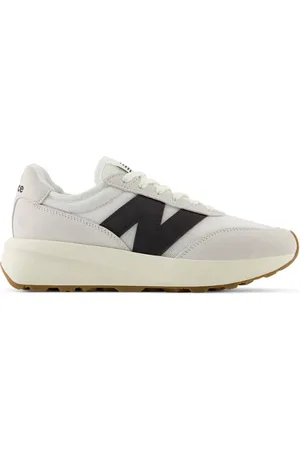 New Balance Unisex 370 in Suede/Mesh, size 3.5