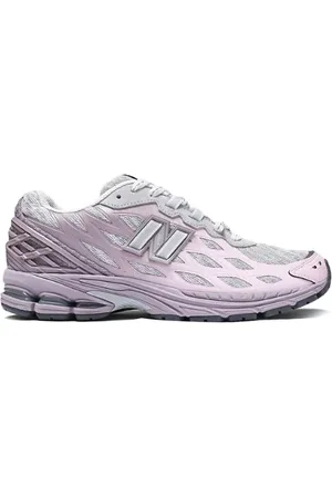 New Balance Unisex 1906W in Synthetic, size 5.5