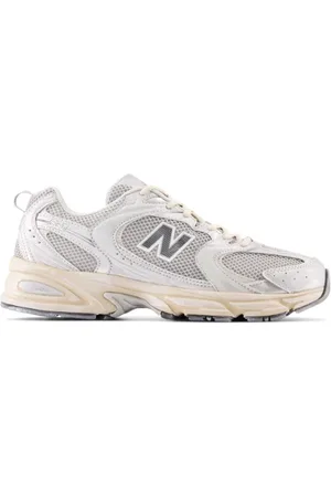 New Balance Unisex MR530 in Synthetic, size 3.5