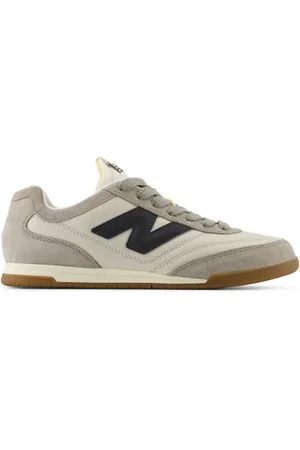 New Balance Unisex RC42 in Suede/Mesh, size 4