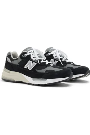 New Balance Unisex Made in USA 992 Core in Suede/Mesh, size 5