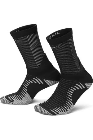 Nike Dri-FIT Trail-Running Crew Socks