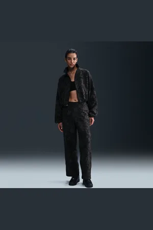Nike Sportswear Collection Women