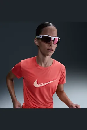 Nike One Swoosh Women