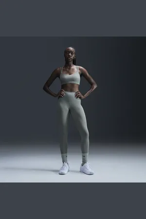 Nike Zenvy Women