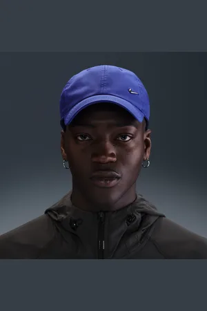 Nike Dri-FIT Club Unstructured Metal Swoosh Cap - - Polyester
