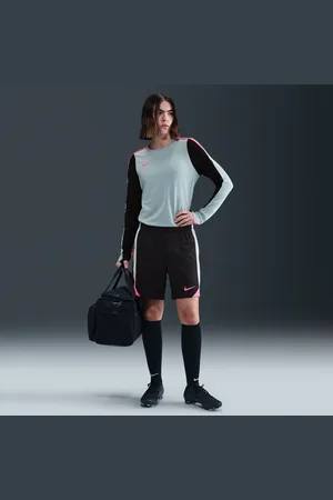Nike Strike Women