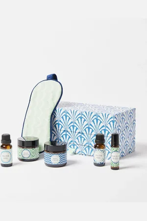 Oliver Bonas Unwind Self Care Beauty Gift Set