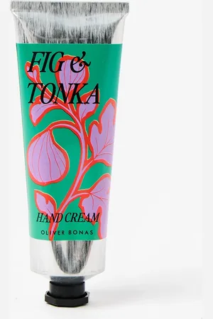 Oliver Bonas Fig & Tonka Bean Scented Hand Cream