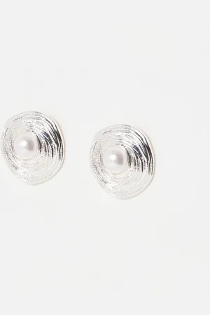 Oliver Bonas Heidi Textured Disc Faux Pearl Statement Earrings