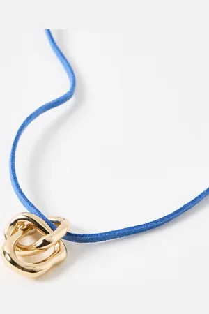 Oliver Bonas Ever Gold Tone Knot Pendant Necklace