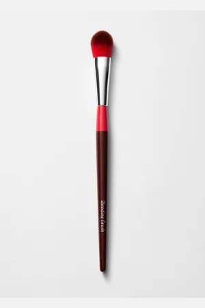 & OTHER STORIES Blending Brush​