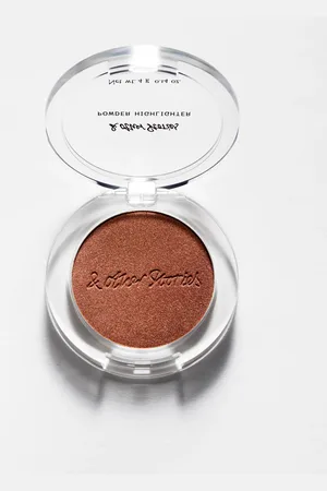 & OTHER STORIES Powder Highlighter