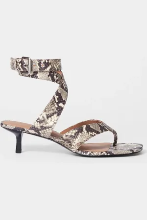 & OTHER STORIES Kitten Heel Toe-Thong Sandals