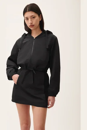 The Pangaia Women’s (gaia)PLNT Nylon Cropped Jacket—Black - XXS-XS