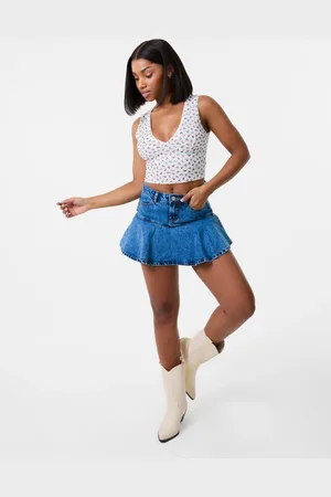 Pink Vanilla Cherry Lace Crop Top - L