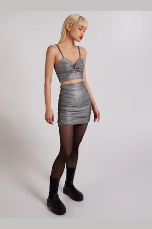 Pink Vanilla Metallic Twist Front Keyhole Crop Top - L