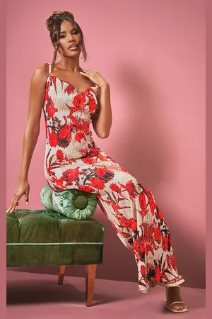 PRETTYLITTLETHING Nude Floral Print Plisse Strappy Maxi Dress