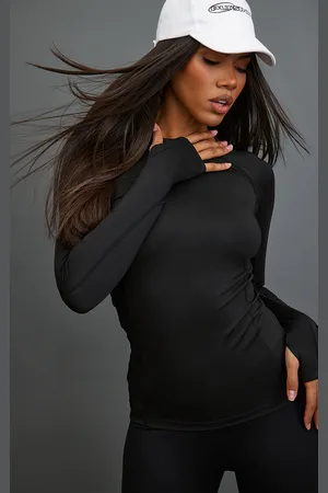 PRETTYLITTLETHING Sculpted Long Sleeve Gym Top