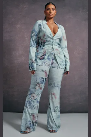 PRETTYLITTLETHING Plus Vintage Floral Print Chiffon Flare Trousers