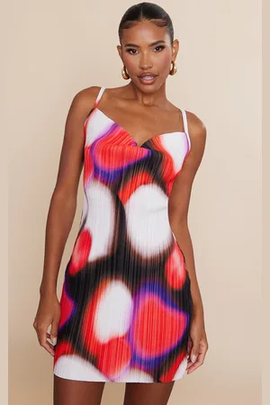 PRETTYLITTLETHING Abstract Print Plisse Cowl Strappy Bodycon Dress