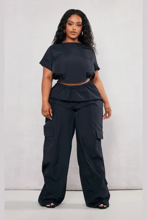 PRETTYLITTLETHING Plus Nylon Wide Leg Cargo Trousers