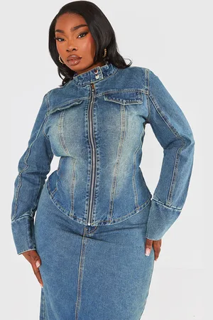 PRETTYLITTLETHING Plus Zip Up Fitted Denim Jacket