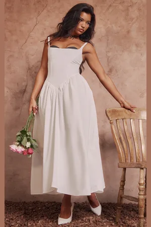 PRETTYLITTLETHING Longline Corset Contrast Cup Detail Midaxi Dress