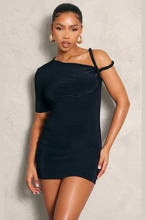 PRETTYLITTLETHING Slinky Twist Shoulder Bodycon Dress