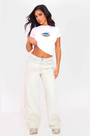 PRETTYLITTLETHING Petite Denim Straight Leg Jeans