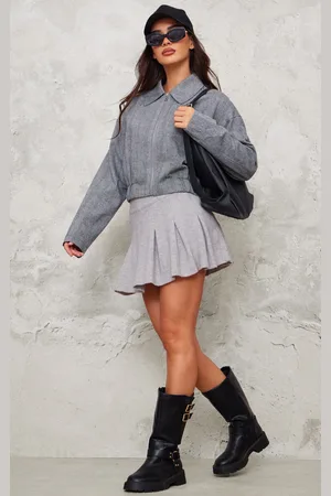 PRETTYLITTLETHING Soft Knit Pleated Mini Skirt