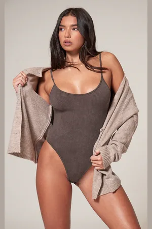 PRETTYLITTLETHING Faded Contour Rib Strappy Bodysuit