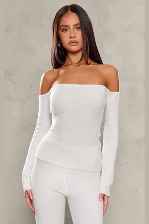 PRETTYLITTLETHING Petite Cream Knitted Long Sleeve Off The Shoulder Long Top