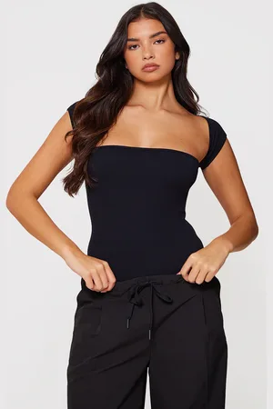 PRETTYLITTLETHING Contour Rib Cut Out Short Sleeve Bodysuit