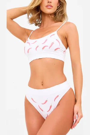 PRETTYLITTLETHING Chilli Print Ribbed Scoop Neck Bralette