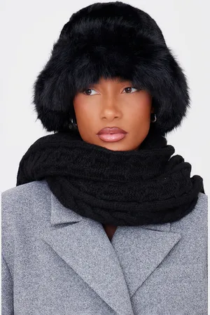 PRETTYLITTLETHING Faux Fur Fluffy Trim Bucket Hat