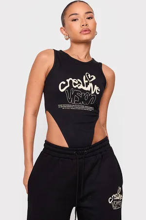 PRETTYLITTLETHING Petite Slogan Detail High Cut Bodysuit