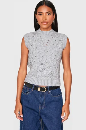 PRETTYLITTLETHING Textured Cable Knit Jumper Vest