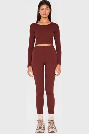 PRETTYLITTLETHING Structured Contour Rib Leggings