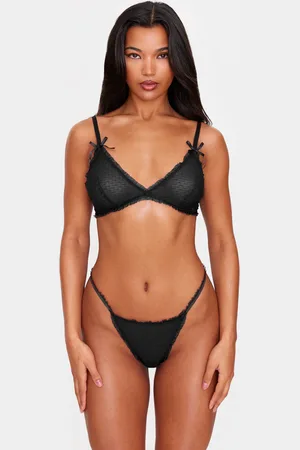 PRETTYLITTLETHING Textured Mesh Frill Edge Triangle Bra