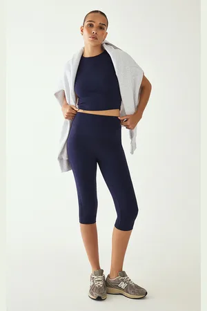 PRETTYLITTLETHING Navy Sculpt Pedal Pusher Leggings