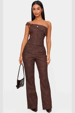 PRETTYLITTLETHING Petite Faux Leather Zip Front Flared Trousers