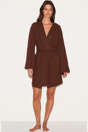 PRETTYLITTLETHING Waffle Robe