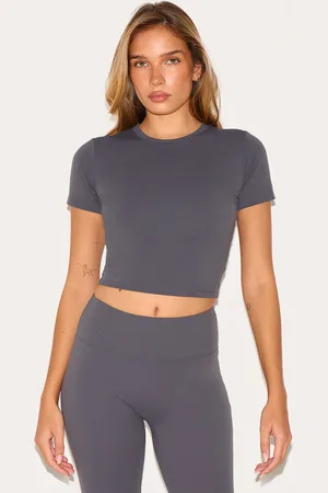 PRETTYLITTLETHING Charcoal Sculpt Short Sleeve Crop Gym Top