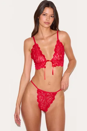 PRETTYLITTLETHING Triangle Lace Up Bum Lingerie Set