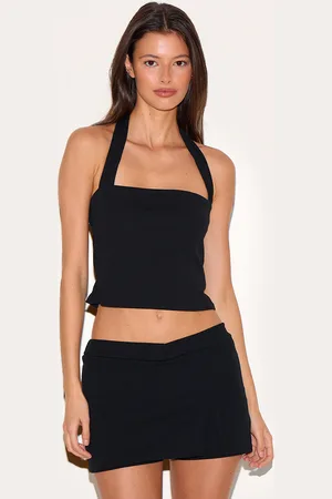 PRETTYLITTLETHING Asymmetric Halterneck Strap Detail Bandeau